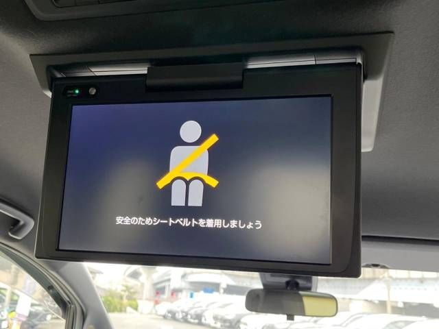Toyota VOXY 2019-06 188549-3