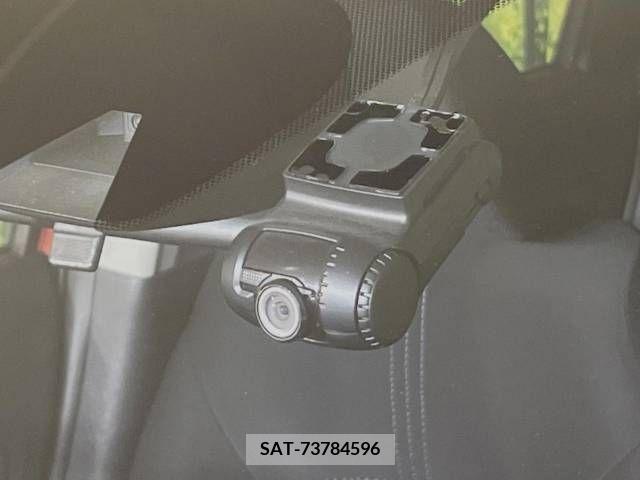 Nissan NOTE 2015-02 365399-4