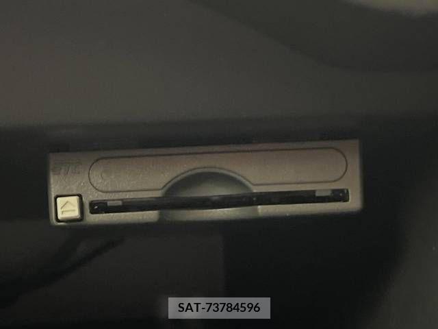 Nissan NOTE 2015-02 365399-5