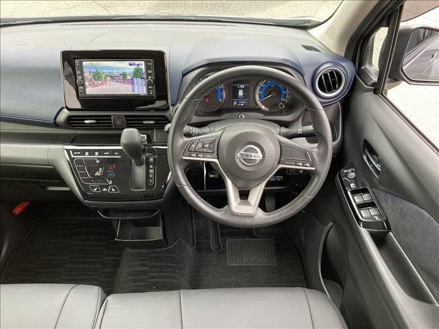 Nissan DAYZ 2019-11 15061-26