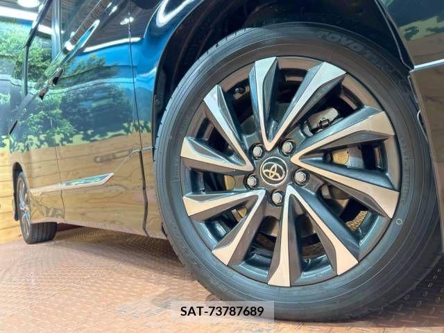 Toyota VOXY 2023-03 222155-14
