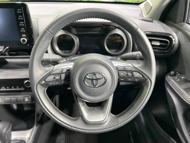 Toyota YARIS CROSS 2023-07 184922-11