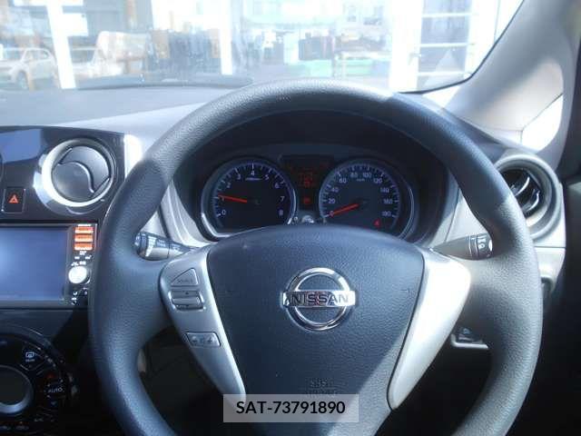 Nissan NOTE 2015-03 233026-5