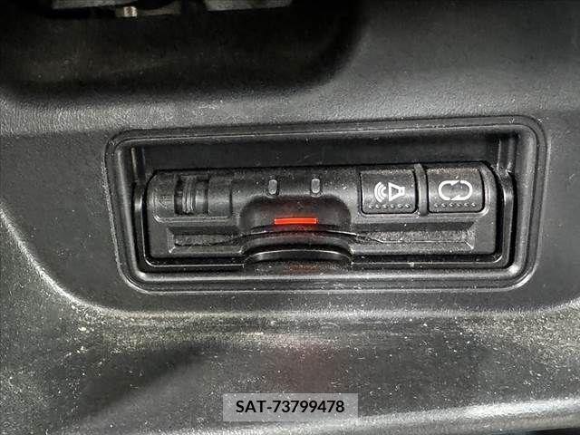 Nissan Wingroad 2016-03 320428-4