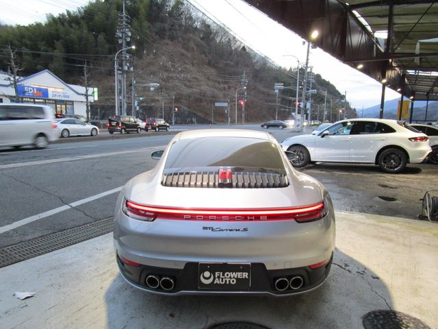 Porsche 911 2020-09 1613-7