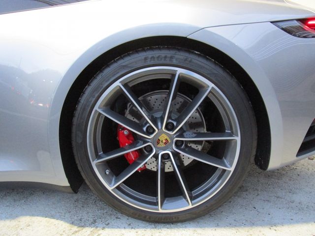 Porsche 911 2020-09 1613-15