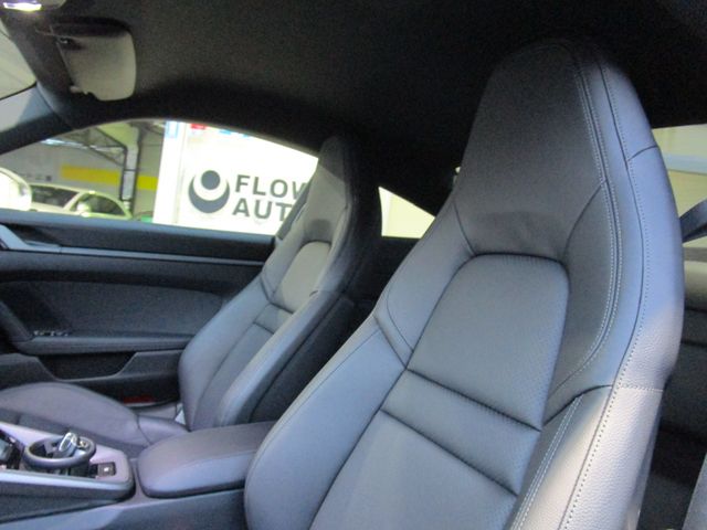 Porsche 911 2020-09 1613-17