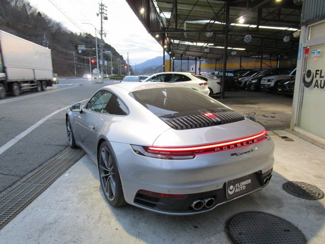 Porsche 911 2020-09 1613-2