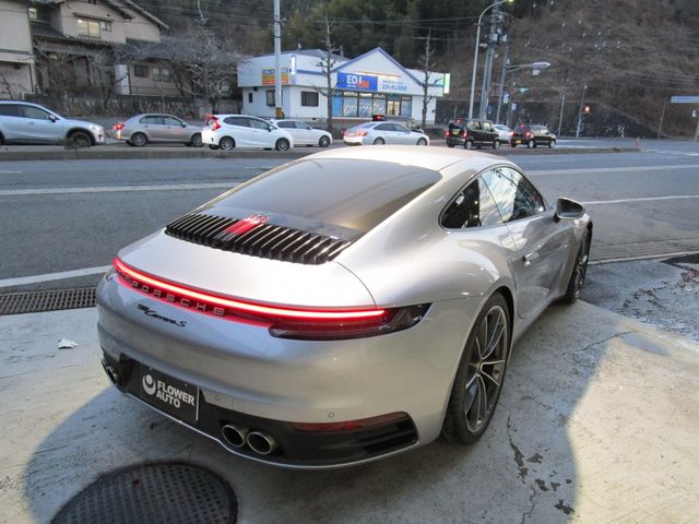 Porsche 911 2020-09 1613-4