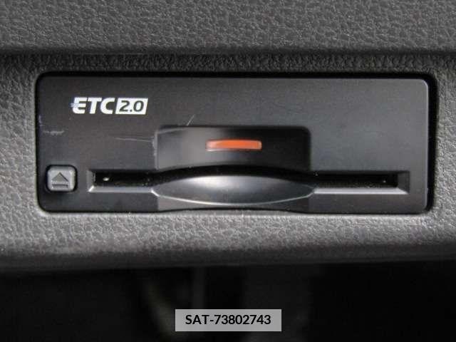 Nissan LEAF 2020-12 376037-3