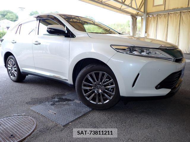 Toyota HARRIER 2017-10 391123-0