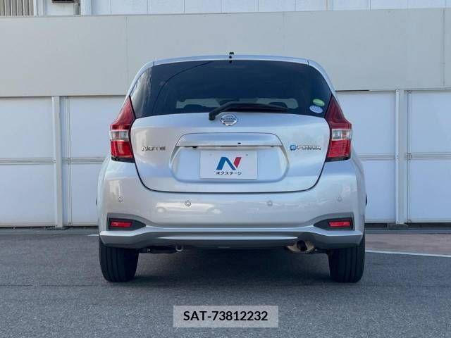 Nissan NOTE 2017-07 365490-15