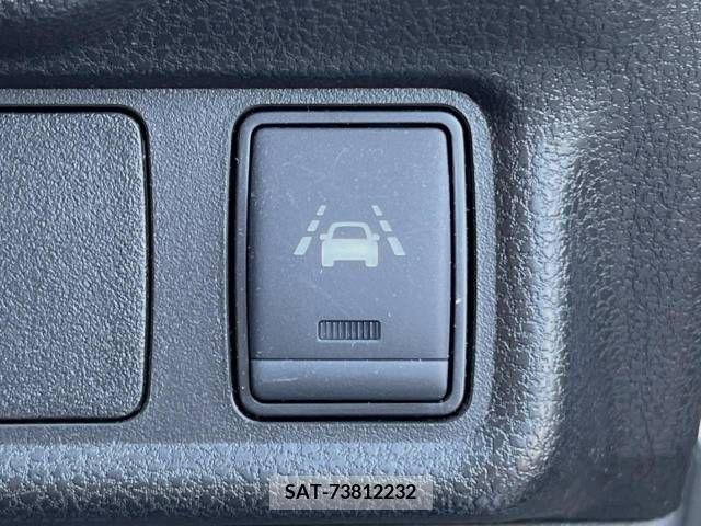 Nissan NOTE 2017-07 365490-5