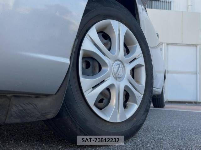 Nissan NOTE 2017-07 365490-13