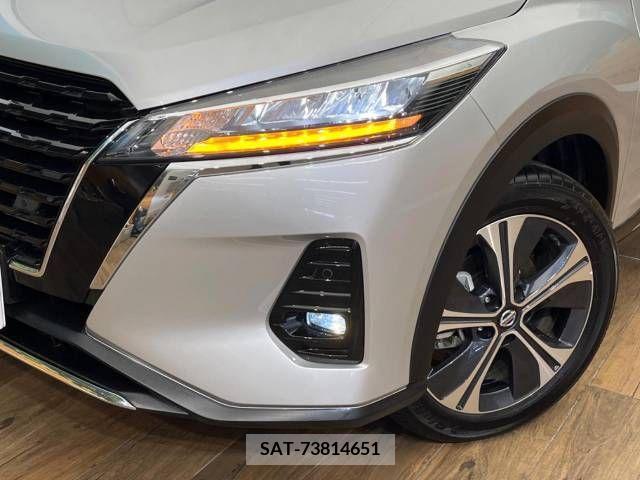 Nissan KICKS 2023-03 377984-12