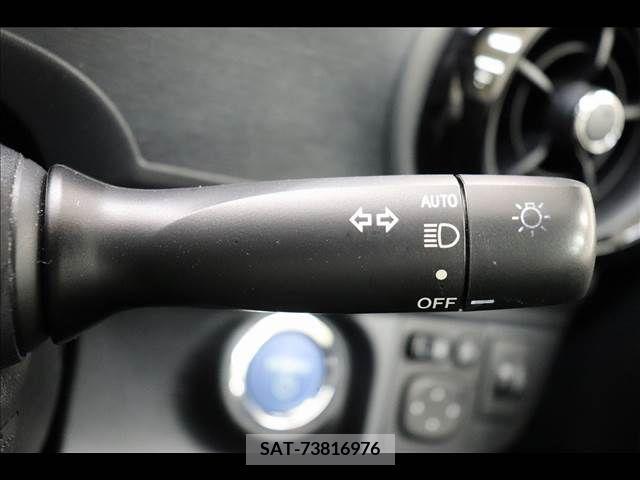 Toyota AQUA 2016-11 292239-7
