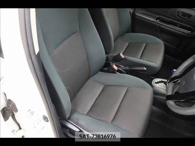 Toyota AQUA 2016-11 292239-10