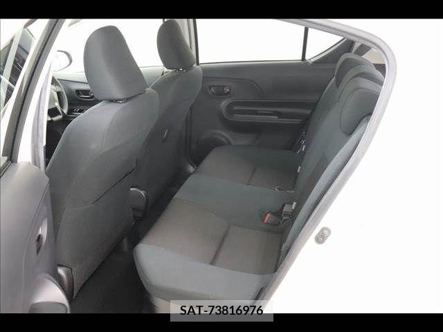 Toyota AQUA 2016-11 292239-12