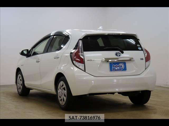 Toyota AQUA 2016-11 292239-19
