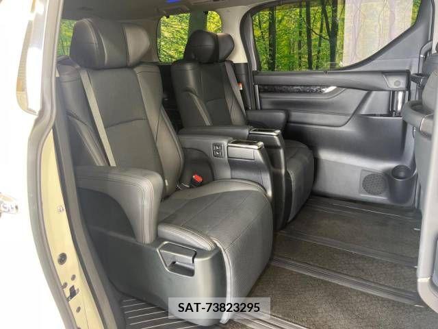 Toyota ALPHARD 2022-11 355368-8