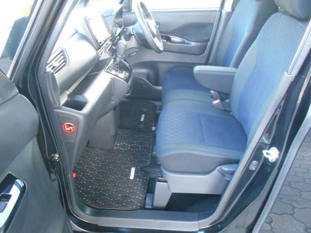Nissan ROOX 2020-06 4607-14