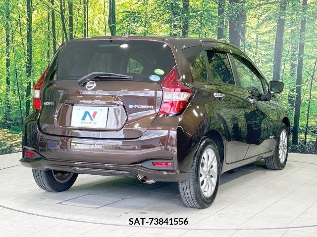 Nissan NOTE 2019-05 336570-17