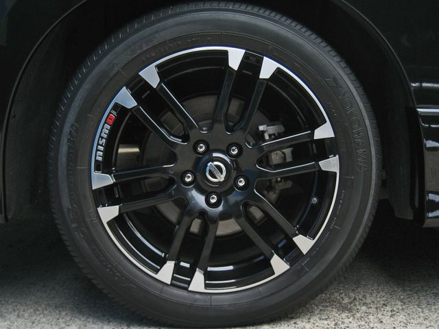 Nissan ELGRAND 2019-01 3850-11