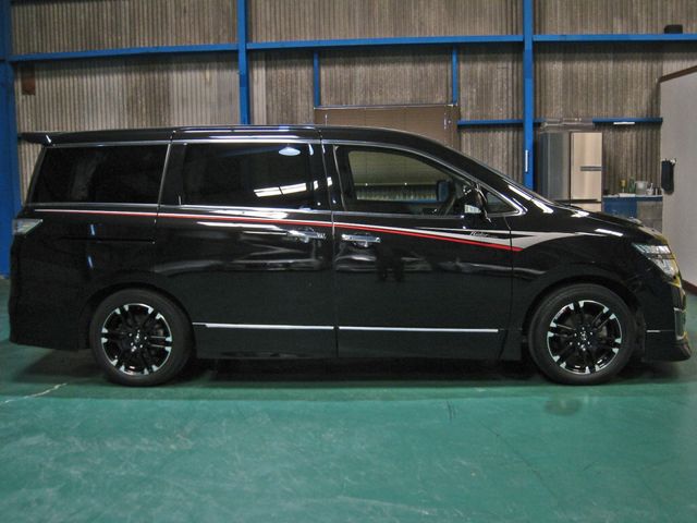 Nissan ELGRAND 2019-01 3850-9