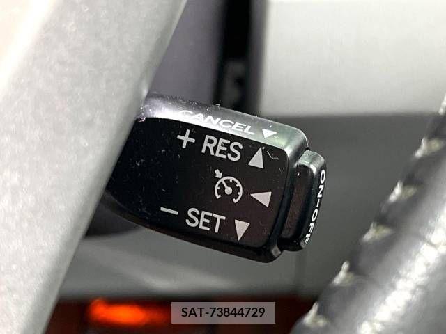 Toyota PRIUS 2010-03 255768-3