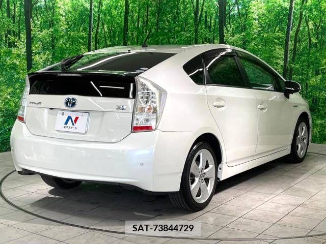Toyota PRIUS 2010-03 255768-17
