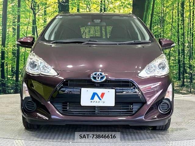 Toyota AQUA 2017-02 356224-14