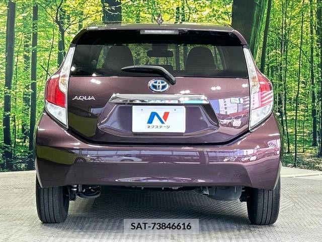 Toyota AQUA 2017-02 356224-15