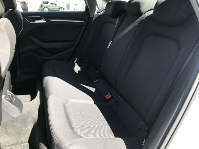 Audi A3 SEDAN 2019-12 16628-8