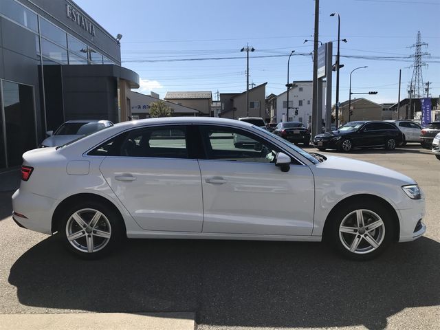 Audi A3 SEDAN 2019-12 16628-22