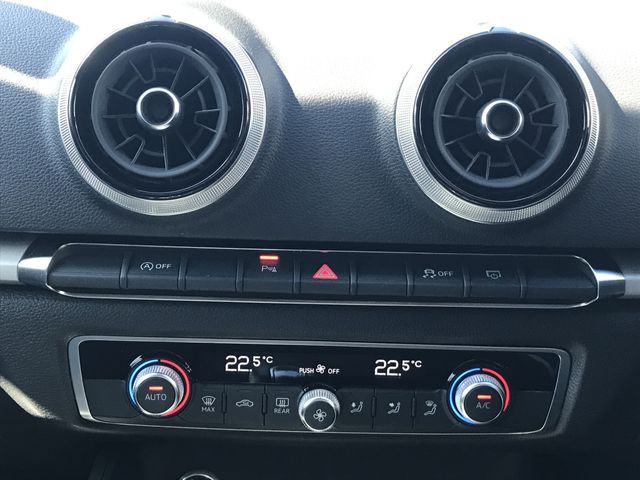 Audi A3 SEDAN 2019-12 16628-17