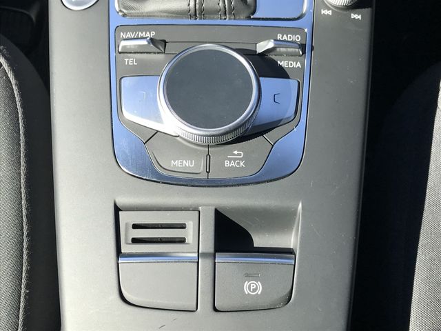 Audi A3 SEDAN 2019-12 16628-19