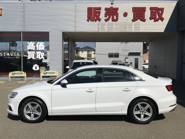 Audi A3 SEDAN 2019-12 16628-23