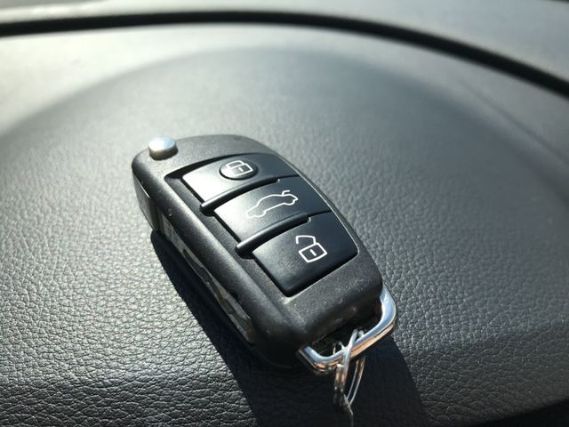 Audi A3 SEDAN 2019-12 16628-25