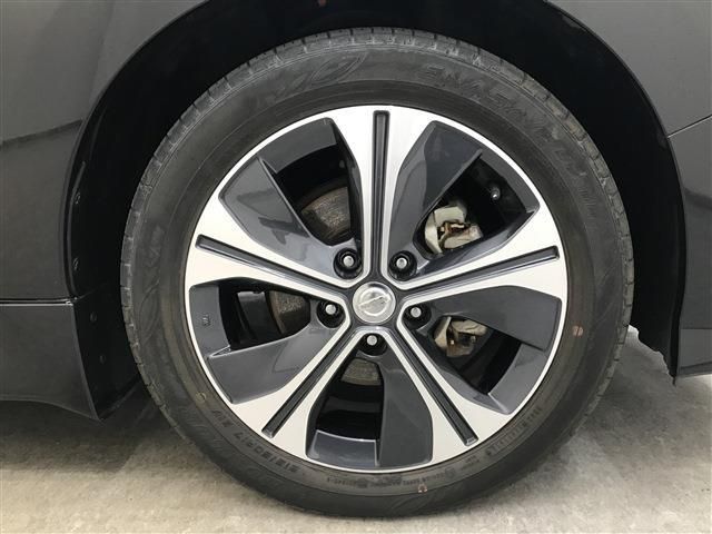Nissan LEAF 2018-08 3713-7