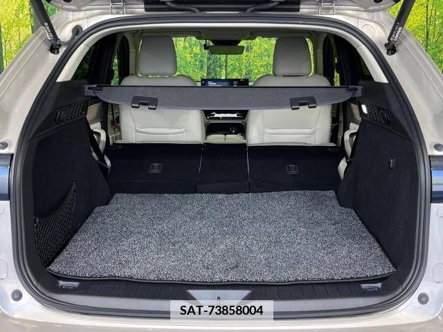 Mazda CX-60 2023-07 358765-10