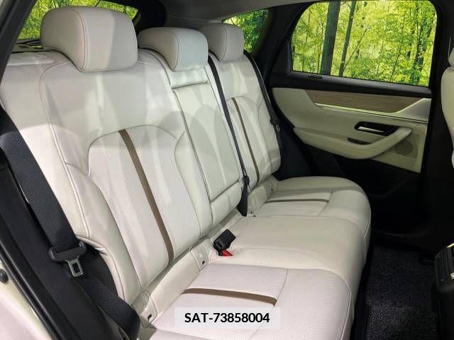 Mazda CX-60 2023-07 358765-9