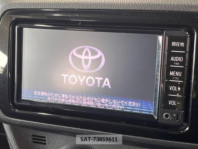 Toyota VITZ 2017-04 382099-3