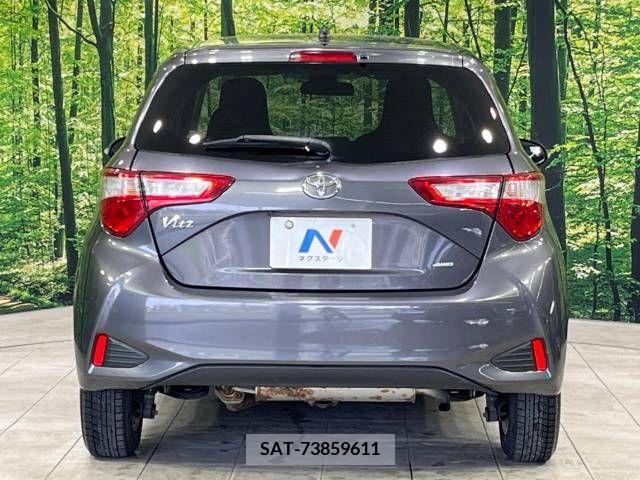 Toyota VITZ 2017-04 382099-15