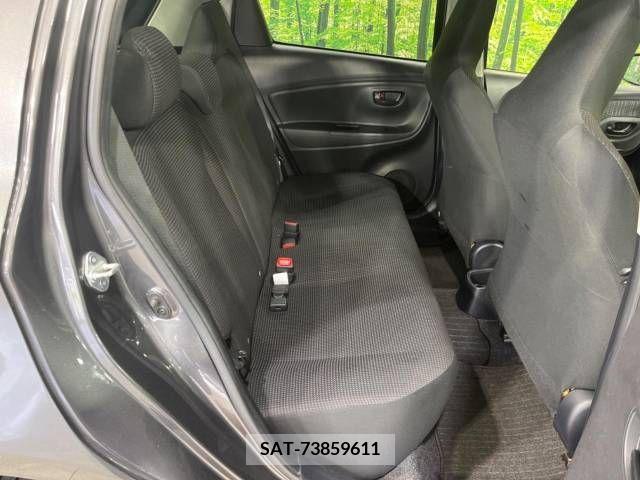 Toyota VITZ 2017-04 382099-9