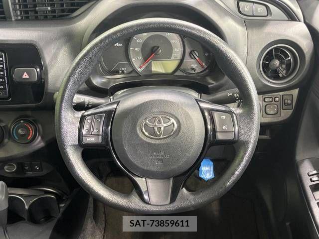Toyota VITZ 2017-04 382099-11