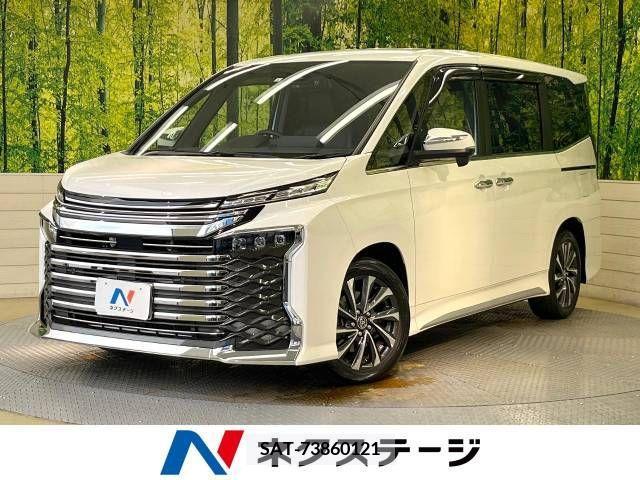Toyota VOXY HYBRID 2023-01 336815-0