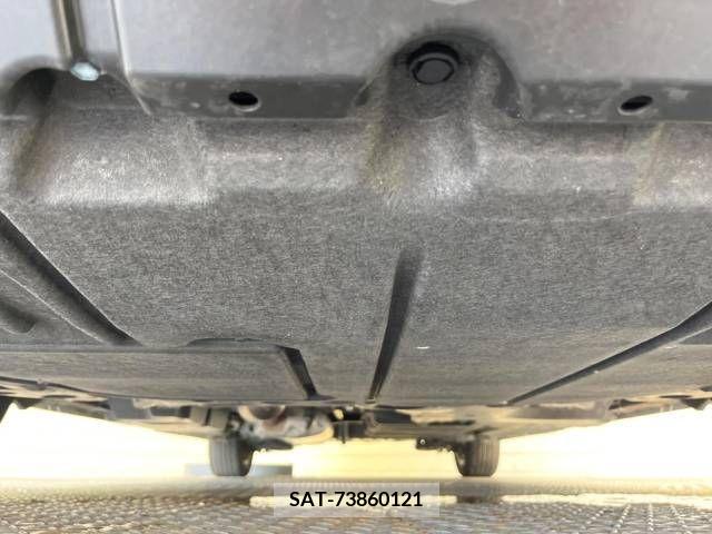 Toyota VOXY HYBRID 2023-01 336815-19