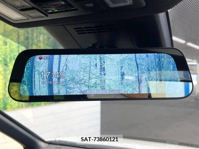 Toyota VOXY HYBRID 2023-01 336815-6