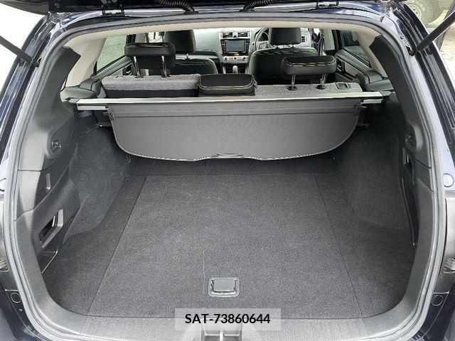 Subaru OUTBACK 2017-06 221104-8
