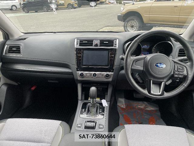 Subaru OUTBACK 2017-06 221104-3